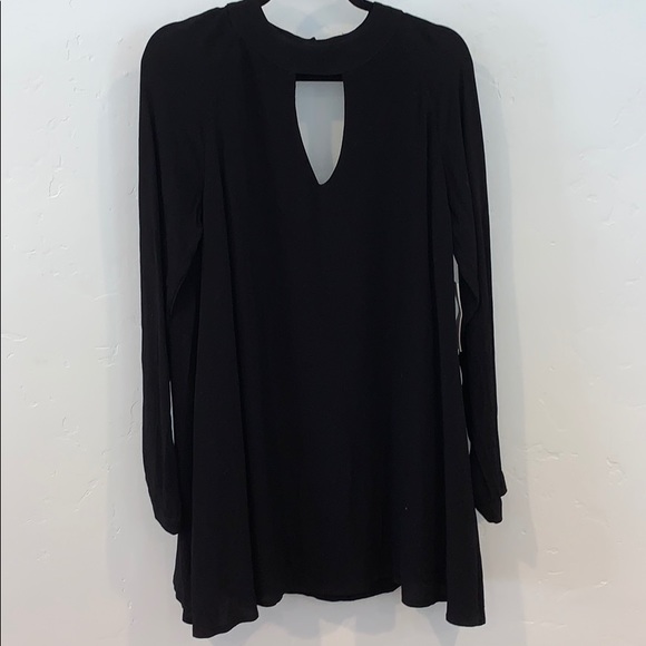 Black Long Sleeved NWT Tobi Dress in Large - Picture 2 of 5